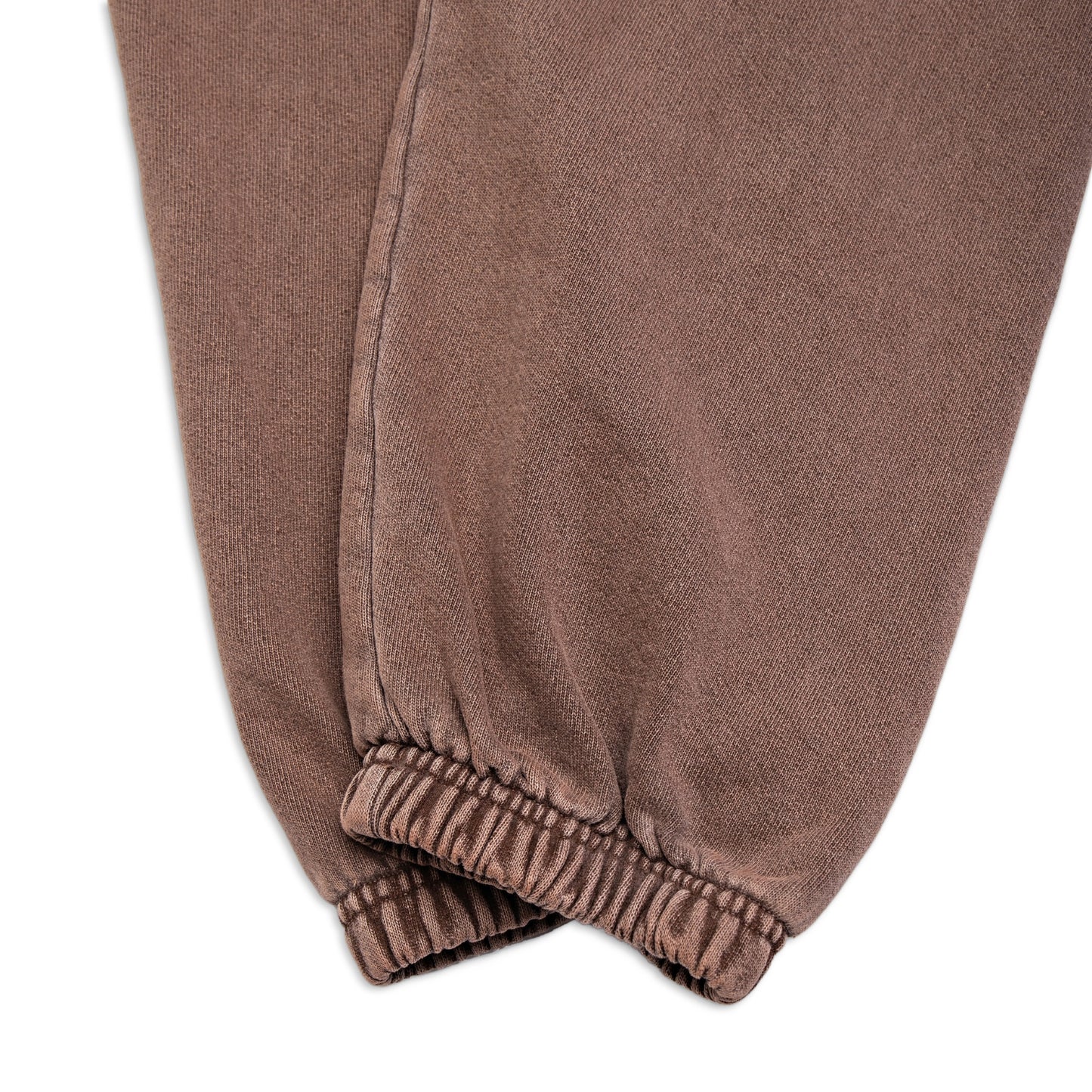 Comune Enzo Joggers heavyweight cotton in brown color on white background, hem close up. COMUNE ENZO JOGGER | Brown
