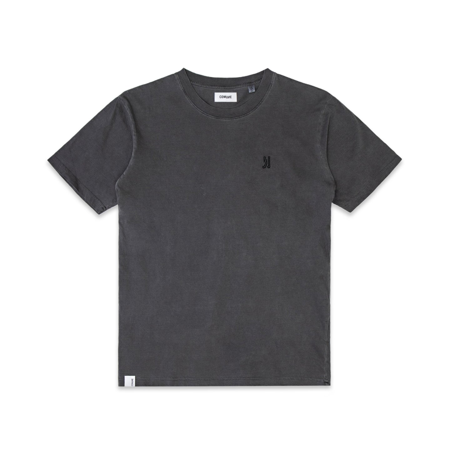 Comune Ryder tee in soft 100% cotton in faded black color on white background, front view. COMUNE RYDER TEE | Faded Black