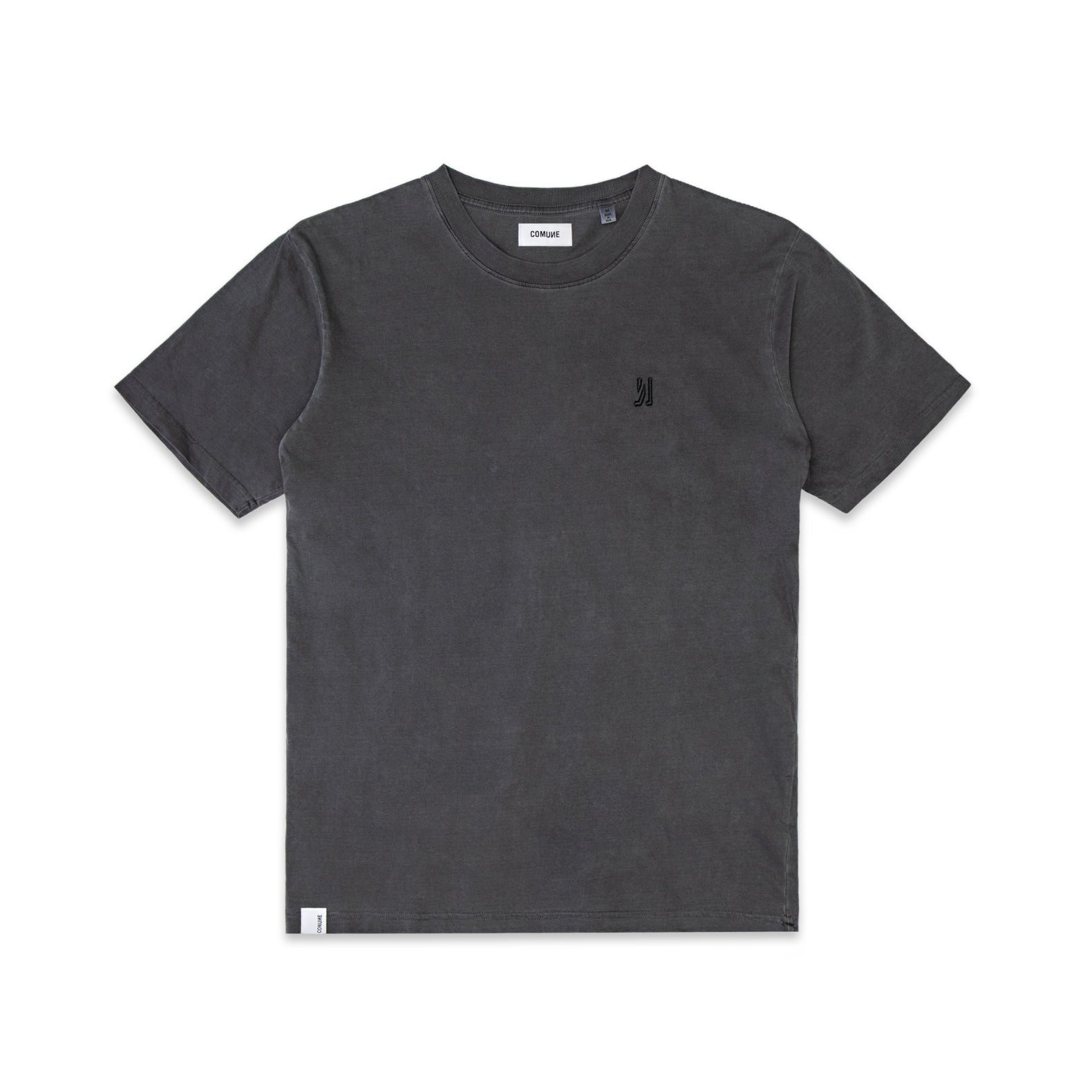 Comune Ryder tee in soft 100% cotton in faded black color on white background, front view. COMUNE RYDER TEE | Faded Black